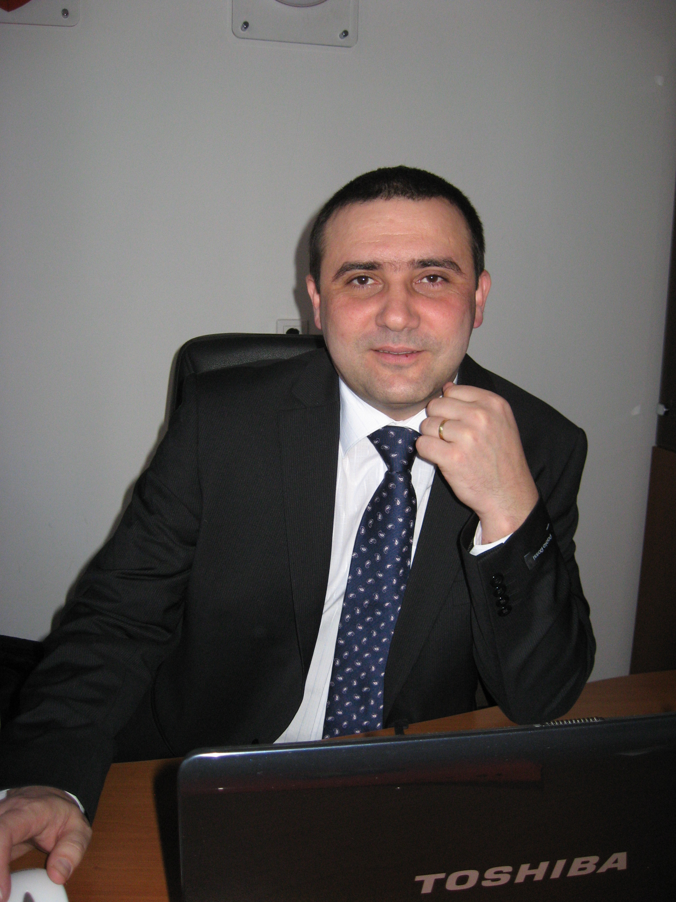 Silviu Bors