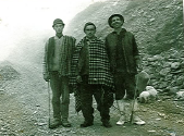 În drum spre Praveț, sub Vârful Păpușa - 1969 